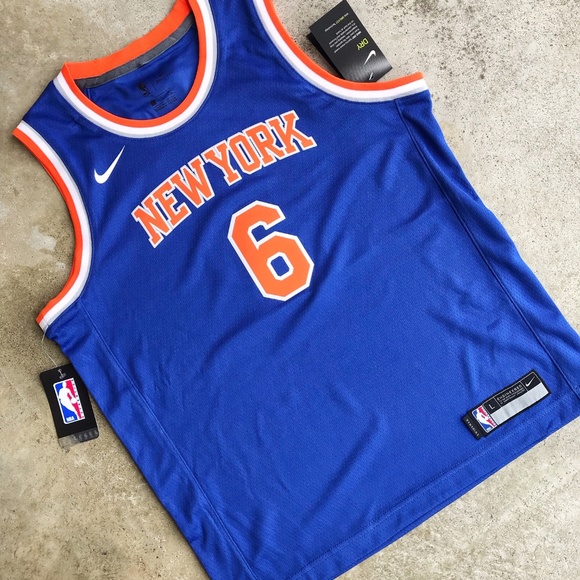 kristaps porzingis jersey number